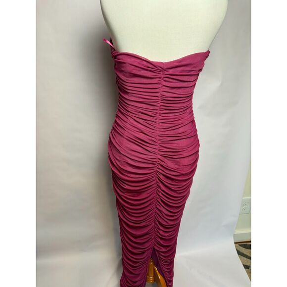 Mable Ruched Dress size large magenta pink purple bodycon strapless EUC fitted - Picture 3 of 6